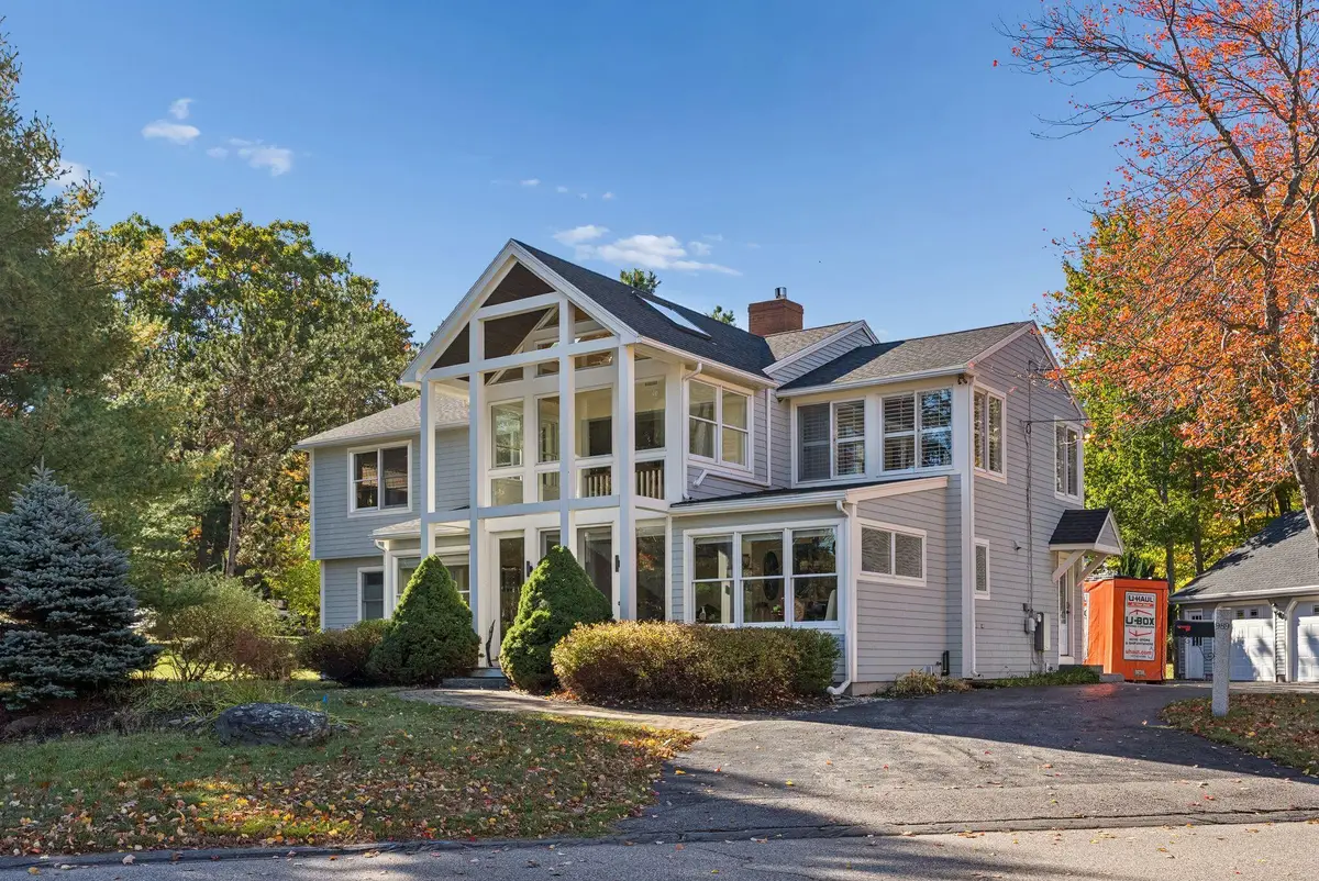 989 Shore Road, Cape Elizabeth, ME 04107 - #1
