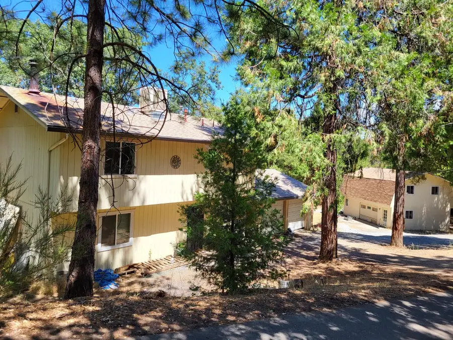 5401 Mayfair Lane, Somerset, CA 95684 - Image #2