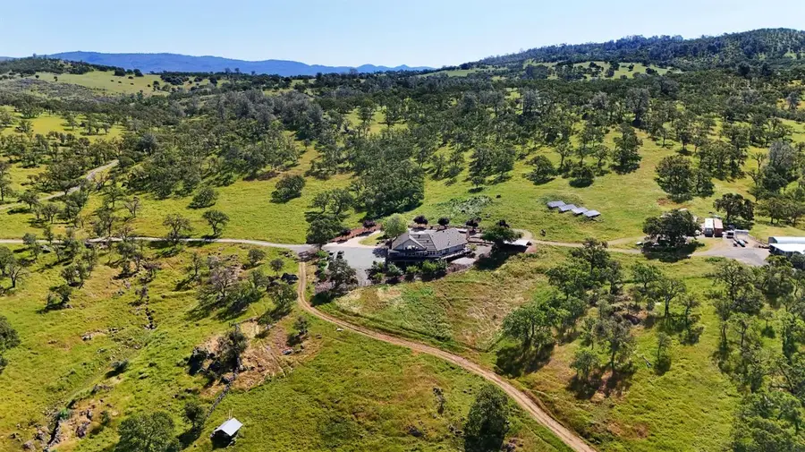 15250 Lanford Pacheco Road, Valley Springs, CA 95252 - Image #2