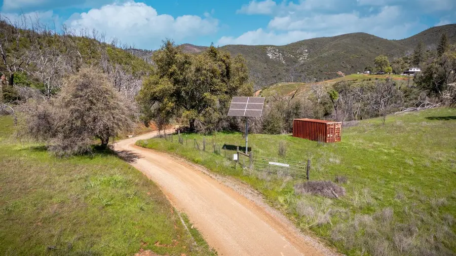 540 Music Gulch Road, Mokelumne Hill, CA 95245 - Image #2