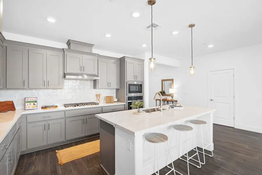 10241 Sutara Way, Elk Grove, CA 95757 - Image #2