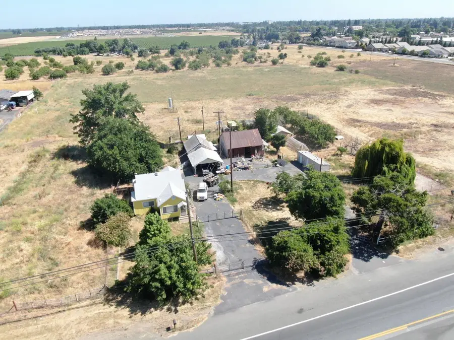 209 E Highway 12, Lodi, CA 95242 - Image #3