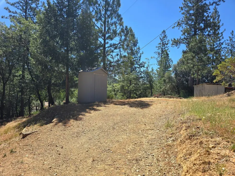 25840 Rollins Lake Road, Colfax, CA 95713 - Image #2