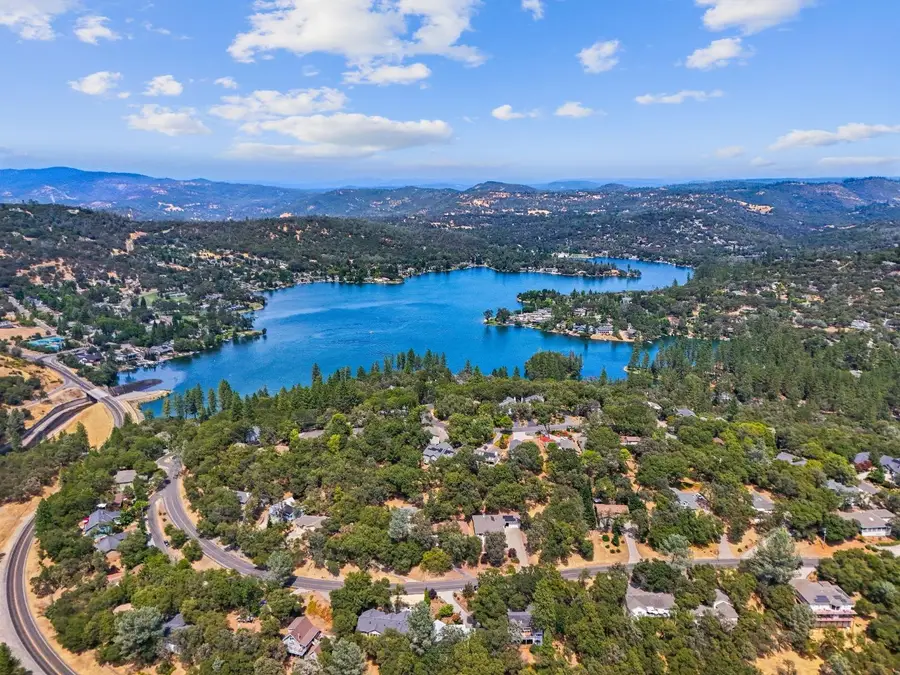 20197 Chaparral Circle, Penn Valley, CA 95946 - Image #2