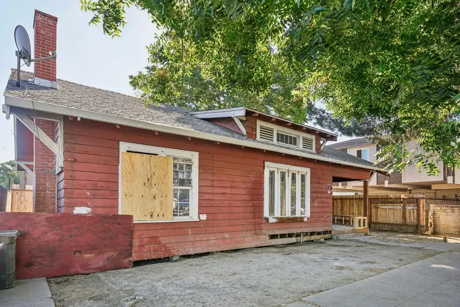 1418 N Center Street, Stockton, CA 95202 - Image #2