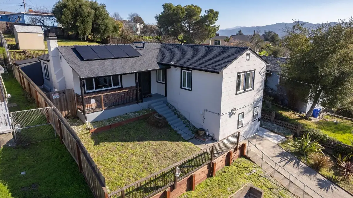 5026 Hilltop Drive, El Sobrante, CA 94803 - Image #1