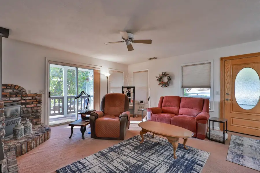 6128 Dutch Mine Road, Diamond Springs, CA 95619 - Image #2