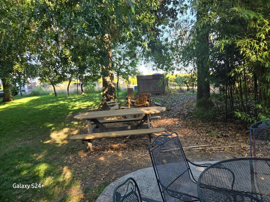 17036 N Locust Tree Road, Lodi, CA 95240 - Image #2