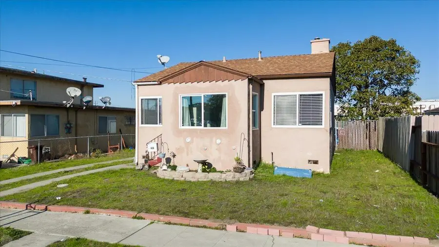 2107 Ohio Avenue, Richmond, CA 94804 - Image #3