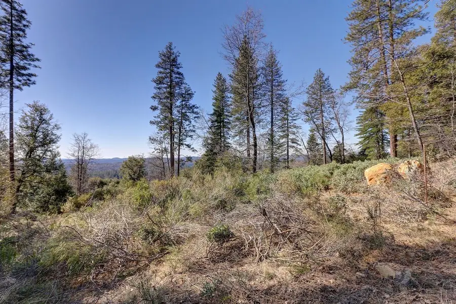 14652 Carman Court, Grass Valley, CA 95945 - Image #2