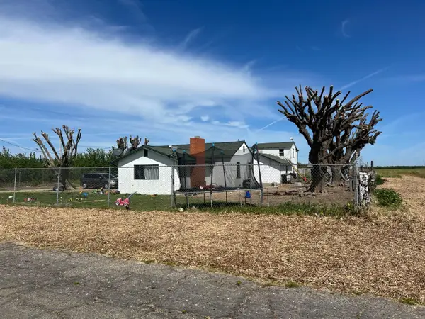 15238 Sunset Drive, Livingston, CA 95334