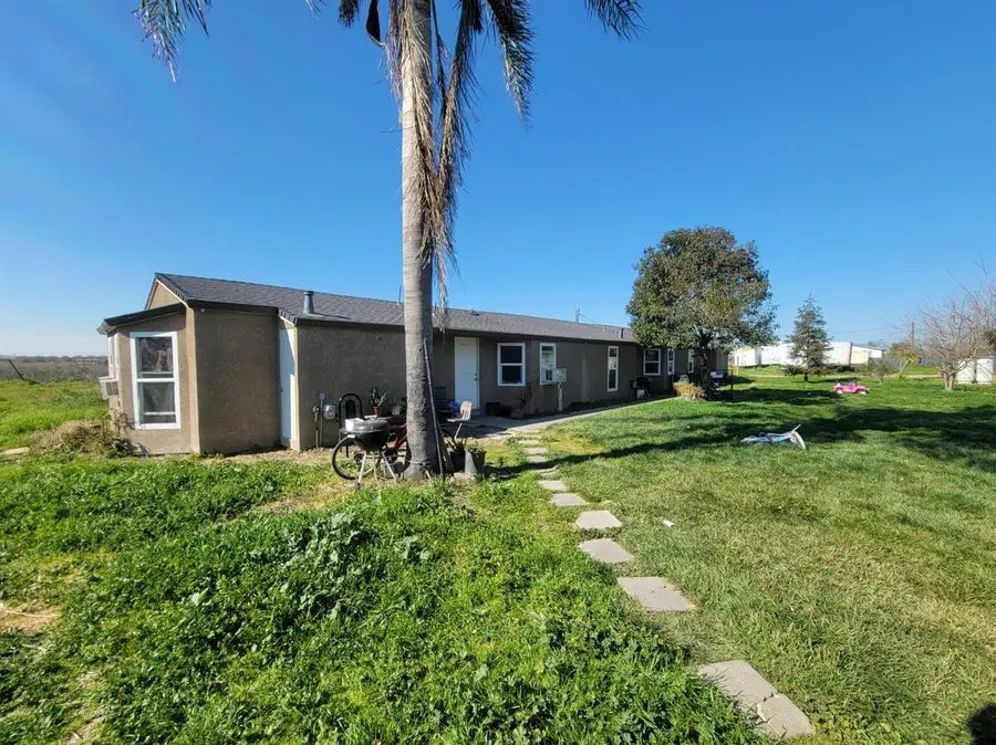 5125 Kaiser Rd, Stockton, CA 95215 - Image #2
