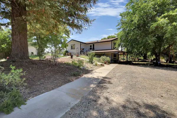 10307 Alta Mesa Road, Wilton, CA 95693
