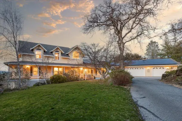 20254 Wildwood West Drive, Penn Valley, CA 95946