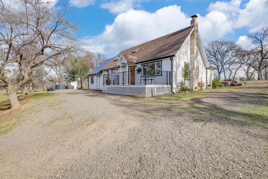 211 Sunny Hills Road, Bangor, CA 95901 - Image #2