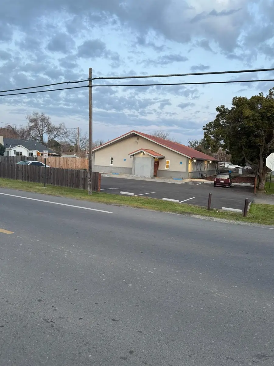 5638 N Gledhill Avenue, Olivehurst, CA 95961 - Image #2