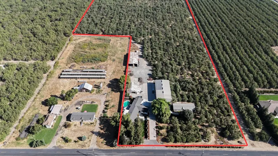 6613 Woodland Avenue, Modesto, CA 95358 - Image #2