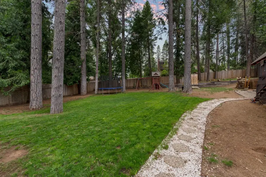 3995 Valley Vista Drive, Camino, CA 95709 - Image #2