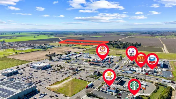 14127 Vinewood Avenue, Livingston, CA 95334