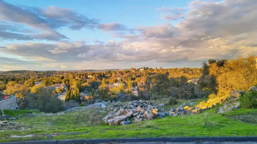 9065 Vista De Lago Court, Granite Bay, CA 95746 - Image #2