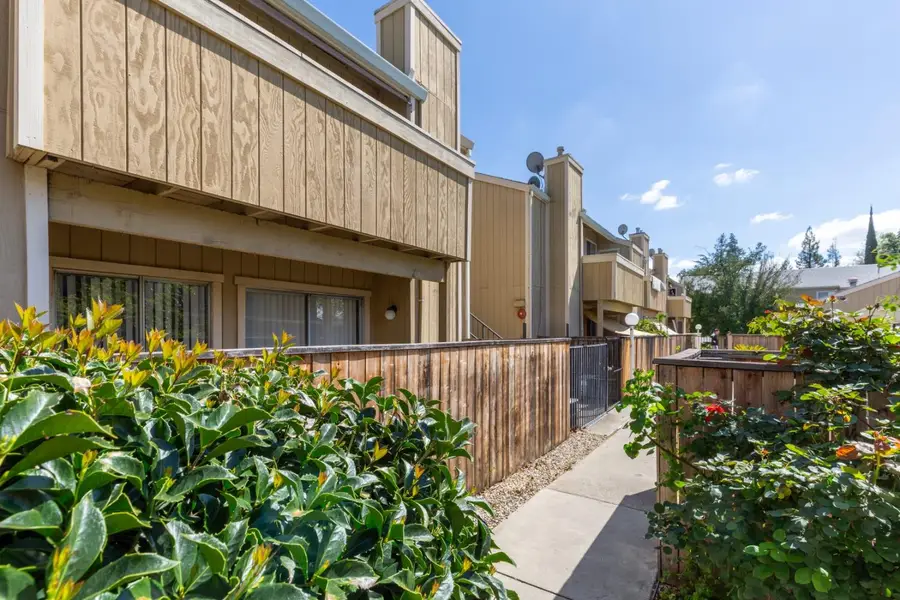 2330 Hurley Way, Sacramento, CA 95825 - Image #2