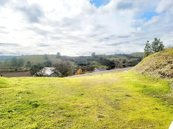 835 Foothill Road, Copperopolis, CA 95228