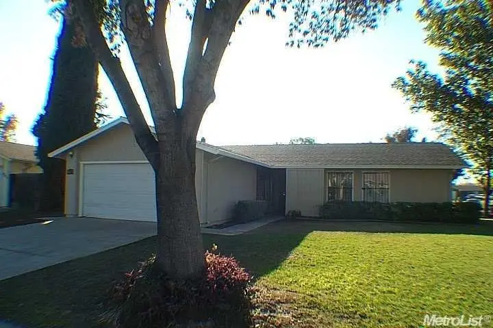 4621 Hillsboro Way, Stockton, CA 95207 - Image #1