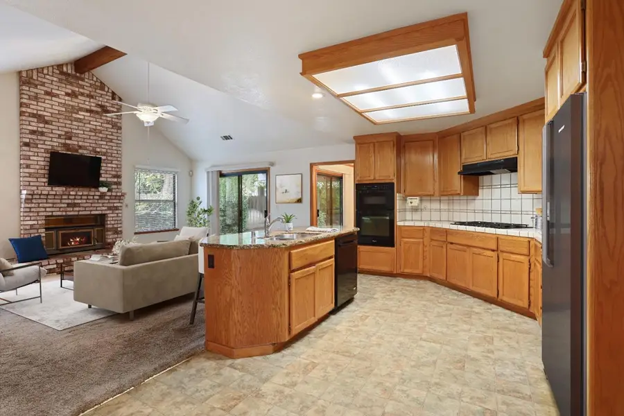 1560 Snapdragon Way, Manteca, CA 95336 - #2