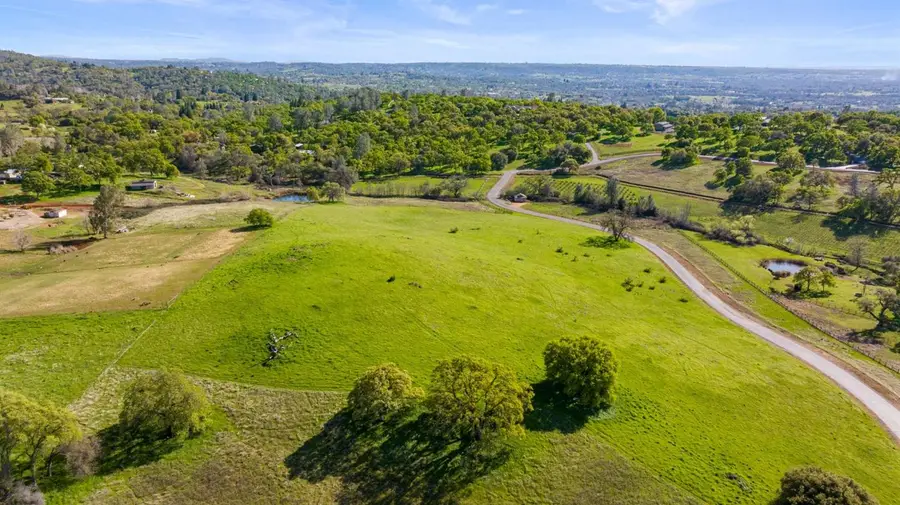 36 Heredia Court, Auburn, CA 95602 - Image #2