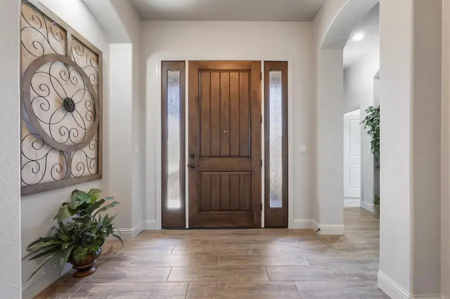 8740 N Privado Court, Hilmar, CA 95324 - Image #2