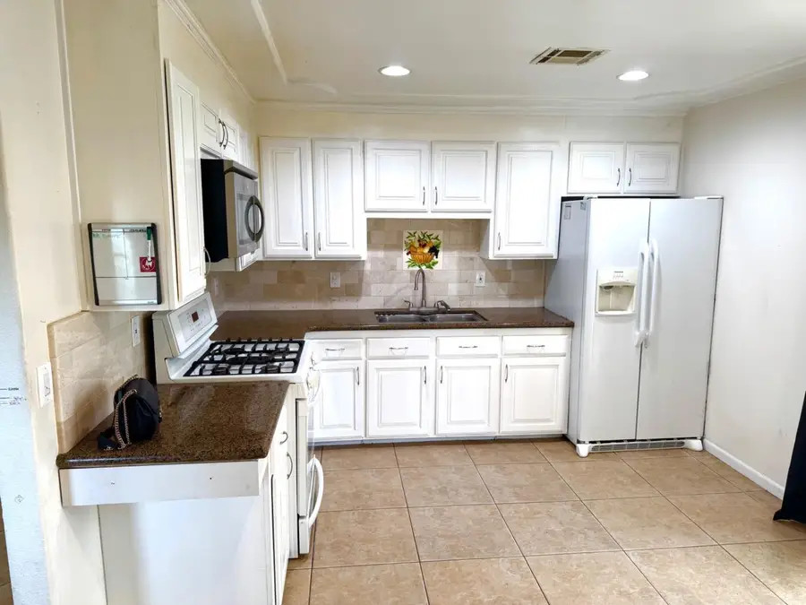 320 B Street, Isleton, CA 95641 - Image #2