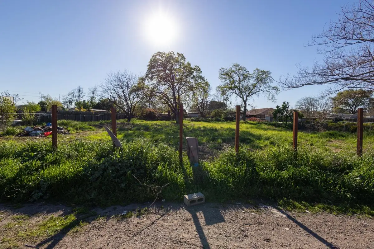 309 S Los Angeles Avenue, Stockton, CA 95203 - Image #1