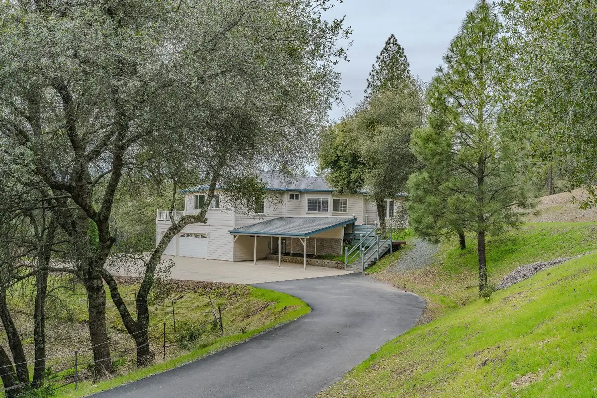 13901 Chestnut Lane, Sutter Creek, CA 95685 - Image #1