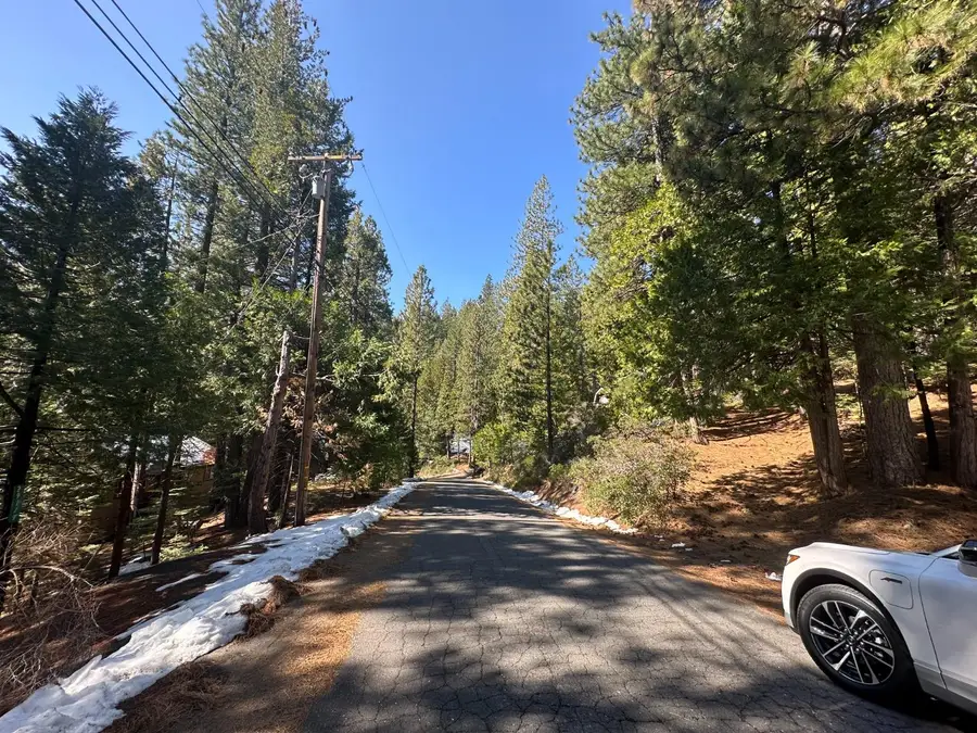 29722 Kerns Drive, Cold Springs, CA 95335 - Image #2