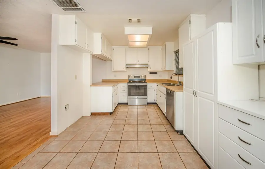 148 Glacier Street, Woodland, CA 95695 - Image #3