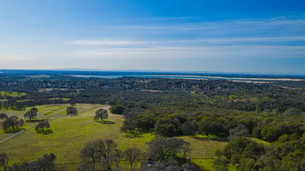 1679 Via Veritas, El Dorado Hills, CA 95762