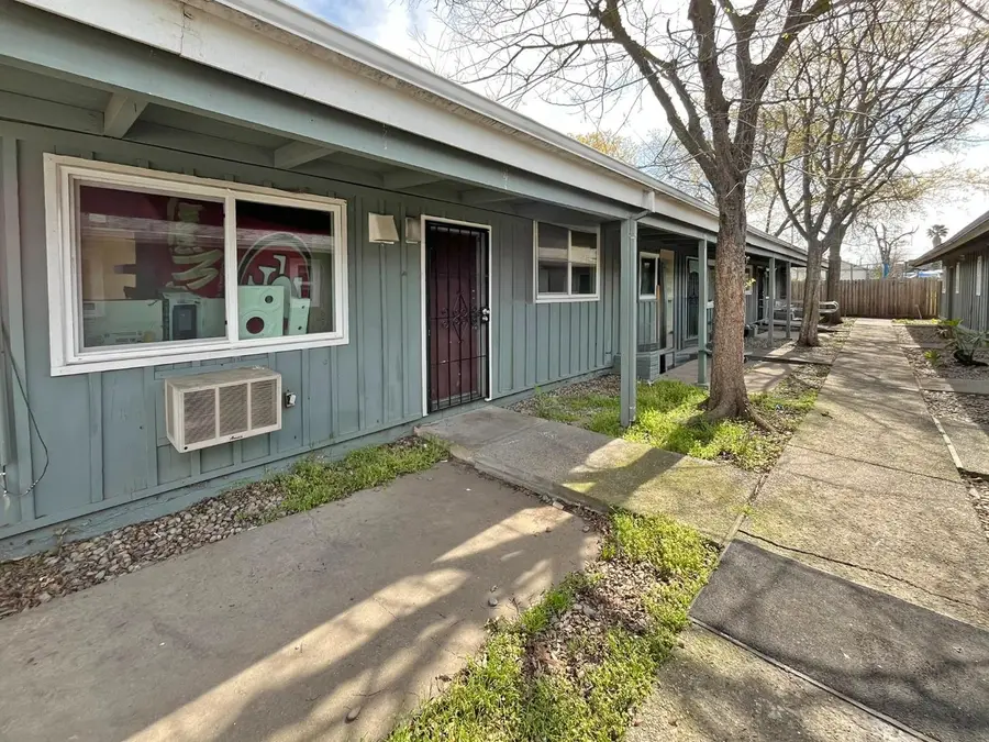 742 Bowles Street, Sacramento, CA 95815 - Image #2
