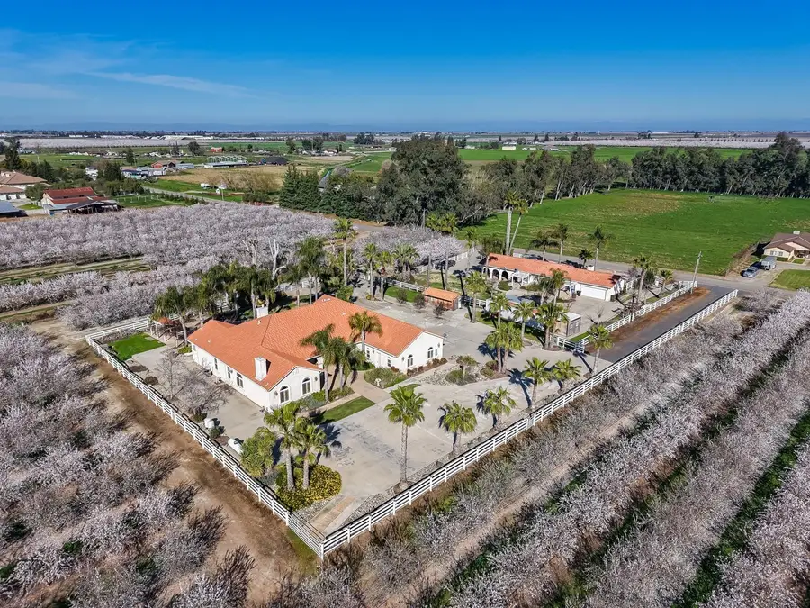 4549 Mcgee Avenue, Modesto, CA 95357 - Image #2