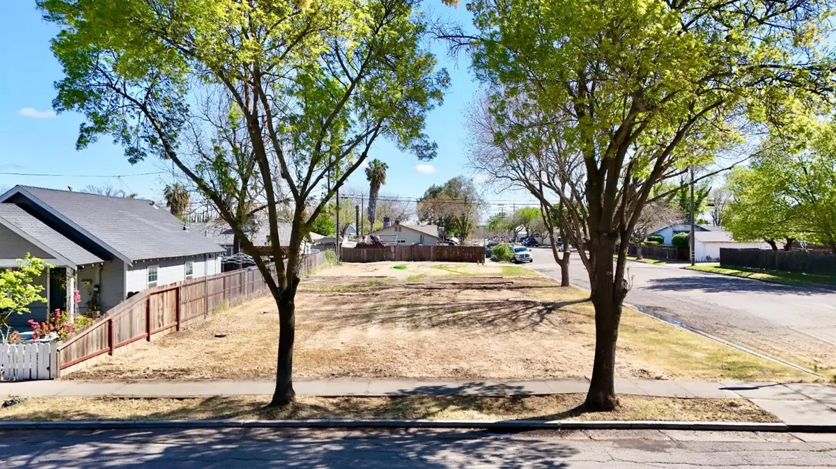 331 D Street, Patterson, CA 95363 - Image #1