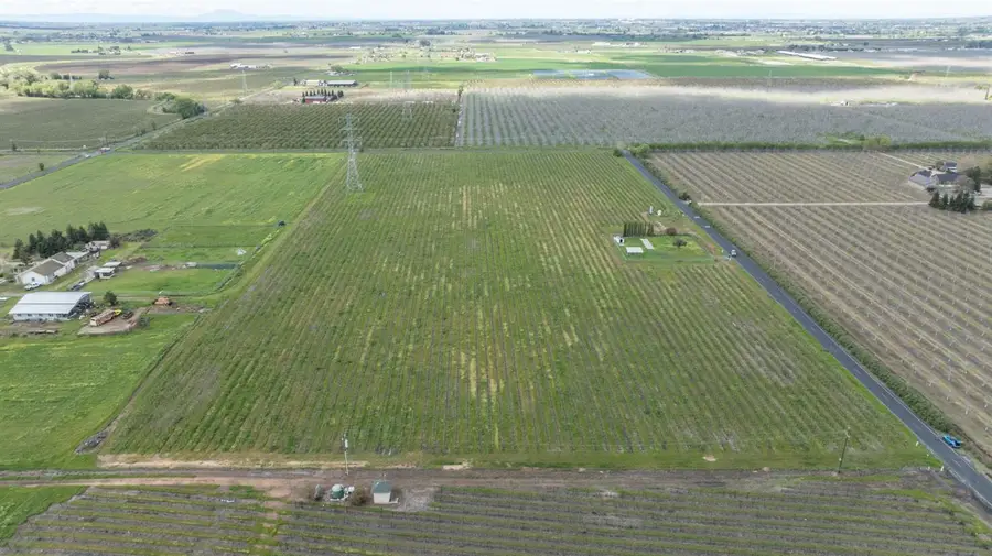 15330 Smith Road, Lodi, CA 95240 - Image #2