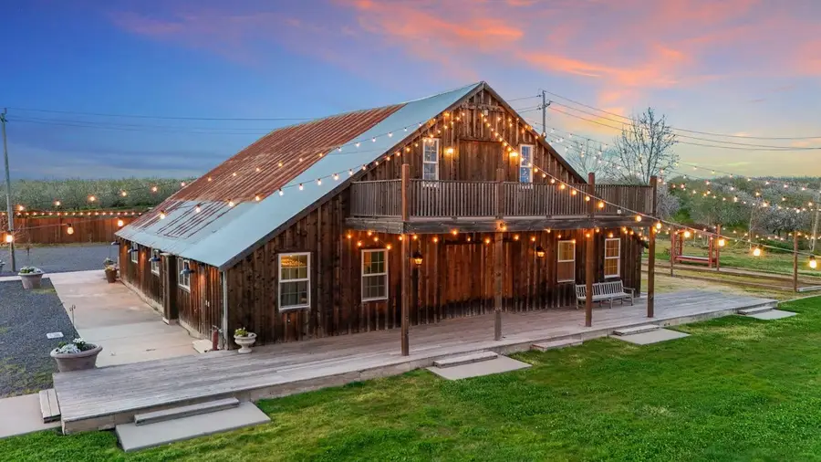 10031 Frankenheimer Road, Oakdale, CA 95361 - Image #2