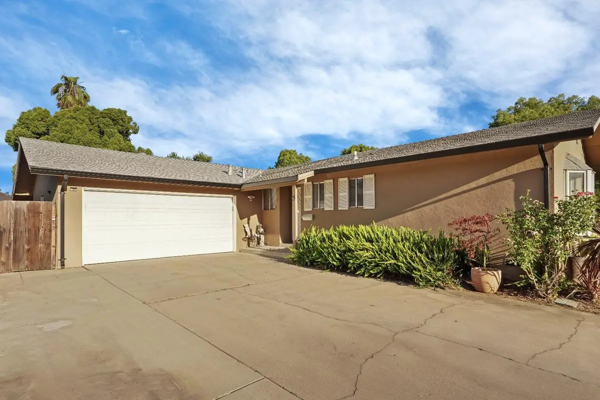 412 Tioga, Lodi, CA 95242 - Image #1