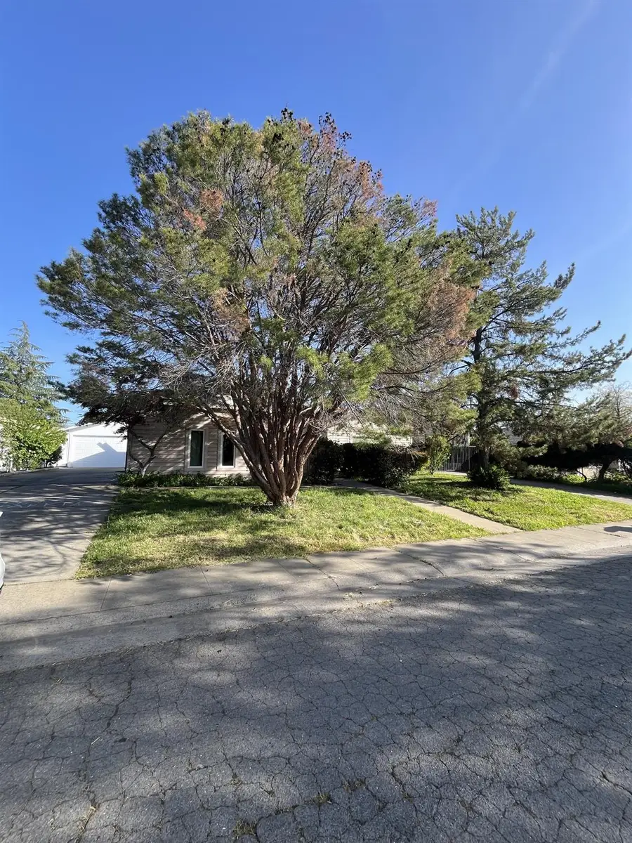 6106 Madison Avenue, Carmichael, CA 95608 - Image #3