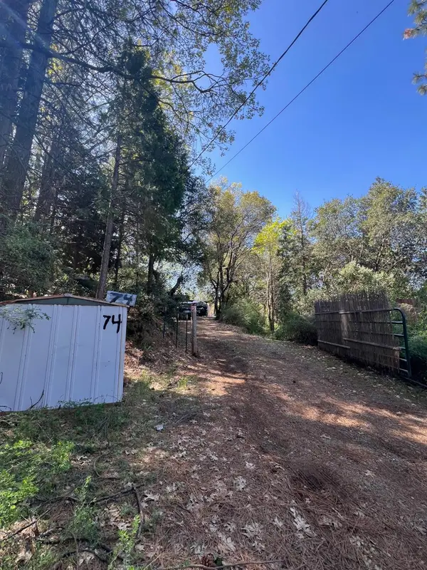 74 Bandit Lane, Oroville, CA 95966