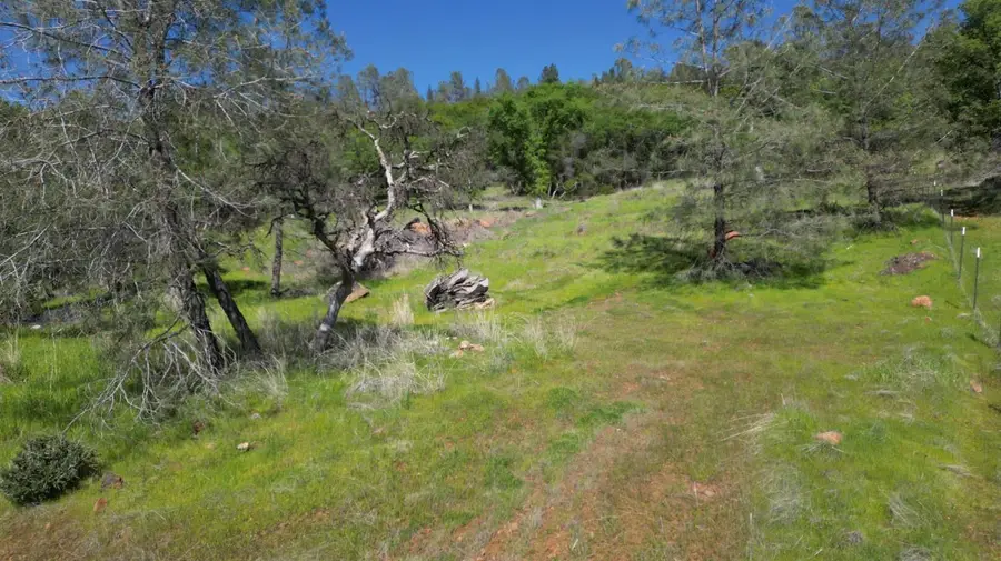 15833 Harley Court, Grass Valley, CA 95949 - Image #2