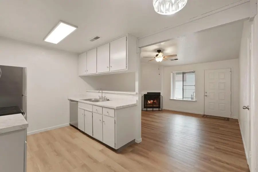 2524 Winchester Drive #9, Lodi, CA 95240 - Image #3