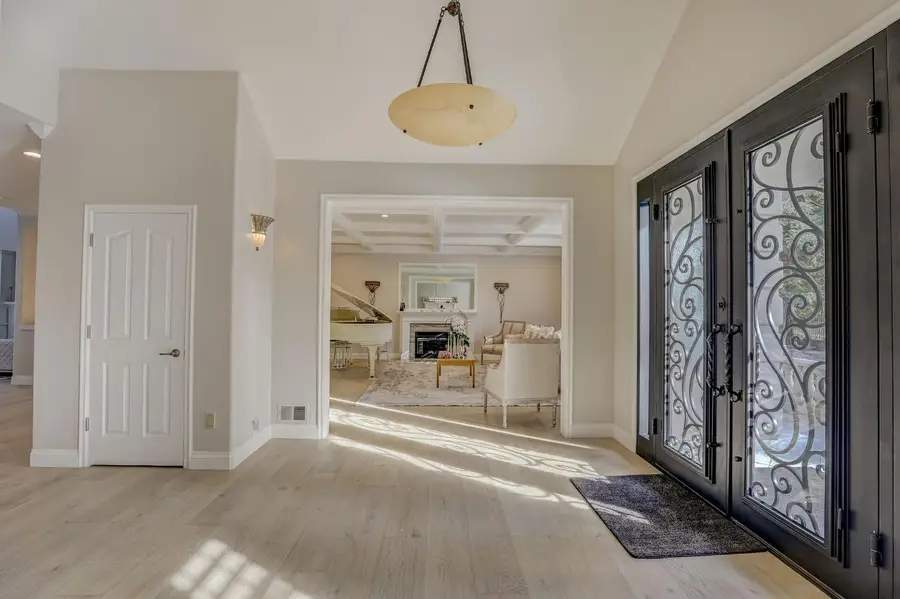 3101 Adams Rd, Sacramento, CA 95864 - Image #2