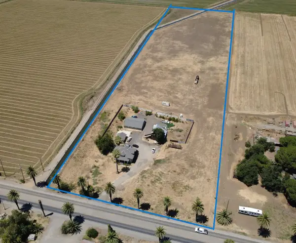 1407 E Las Palmas, Patterson, CA 95363