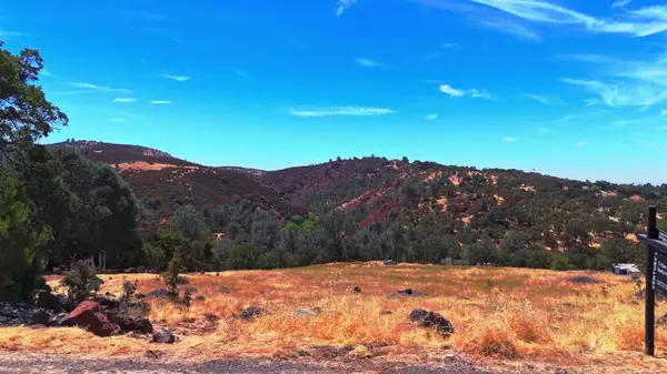 7033 Cane Lane, Valley Springs, CA 95252