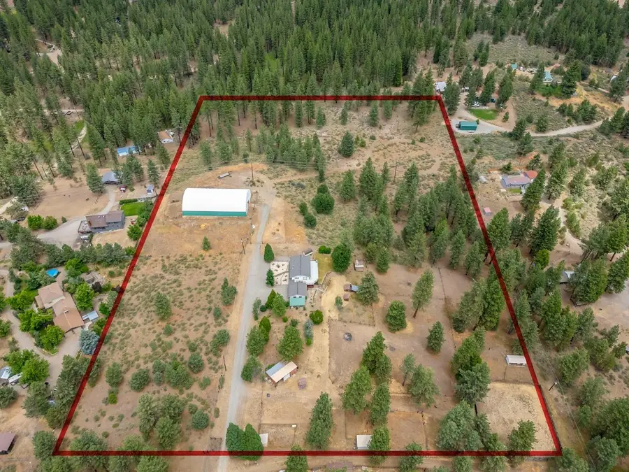 640 Redbud Street, Portola, CA 96122 - Image #2